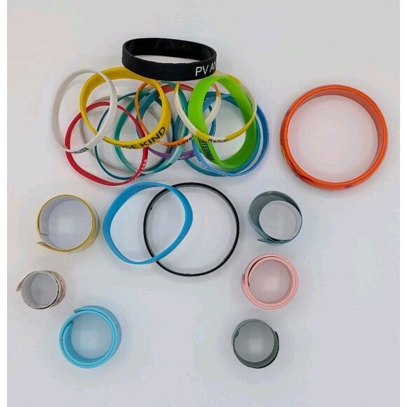 Kids Bracelets Lot 21pc Slap & Rubber Patterned Mixed Colors Party Favors - Picture 3 of 3